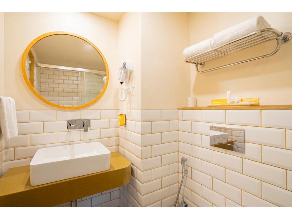 Bloom Hotel - Dona Paula Панаджи Стая снимка